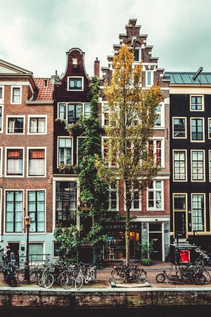 Amsterdam Nebenstraße im Stadtzentrum